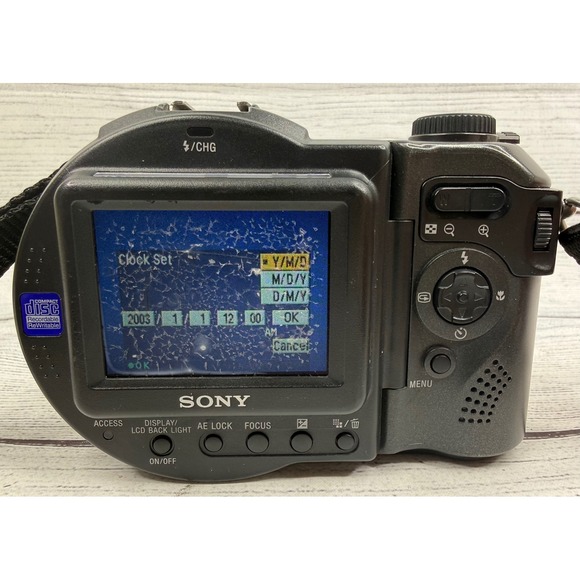 Sony CD Mavica 5MP Digital Camera w/ 3x Optical Zoom MVC-CD500 Disc Error Read - Picture 7 of 11